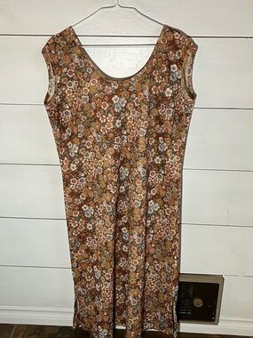 Homemade Vintage Floral Scoop Neck Midi Dress